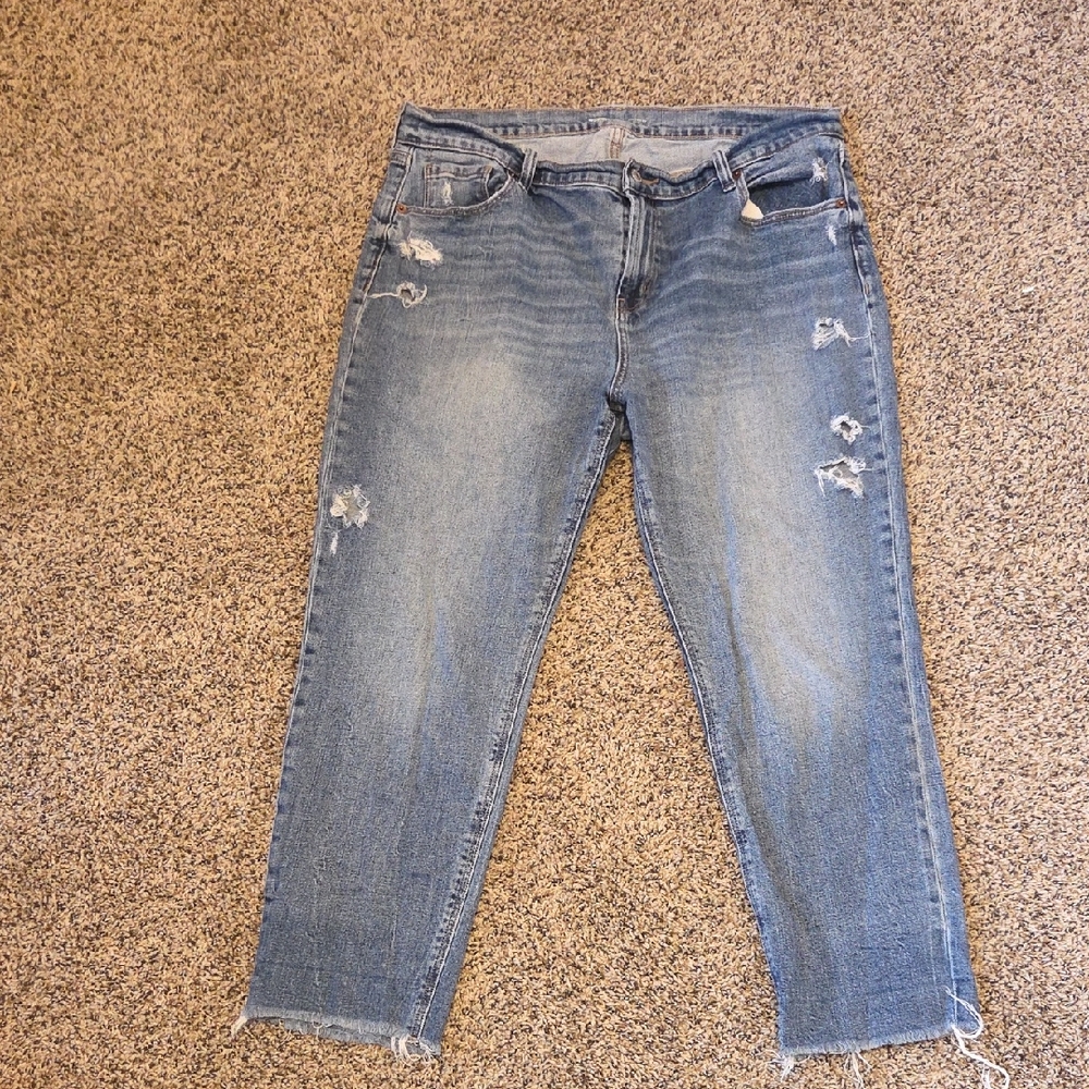 Old Navy Mid Rise Boyfriend Jeans